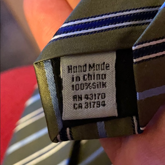 Silk tie - Picture 4 of 5